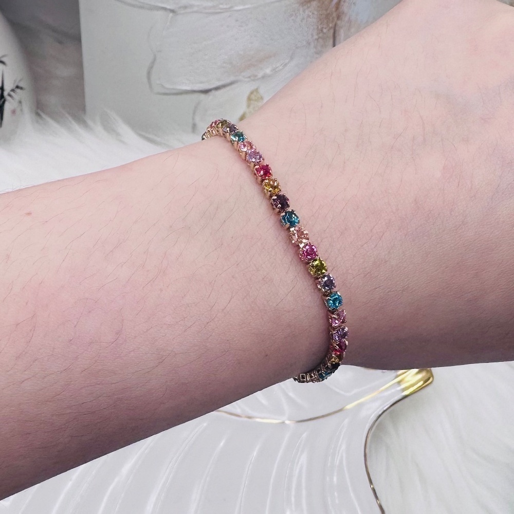 Colorful Rhinestones Adjustable Bracelet - Picture 6 of 7